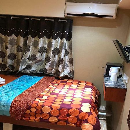 Rich Hostel Гонконг Экстерьер фото