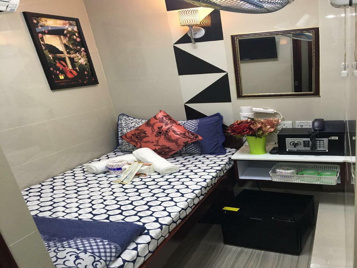 Rich Hostel Гонконг Экстерьер фото